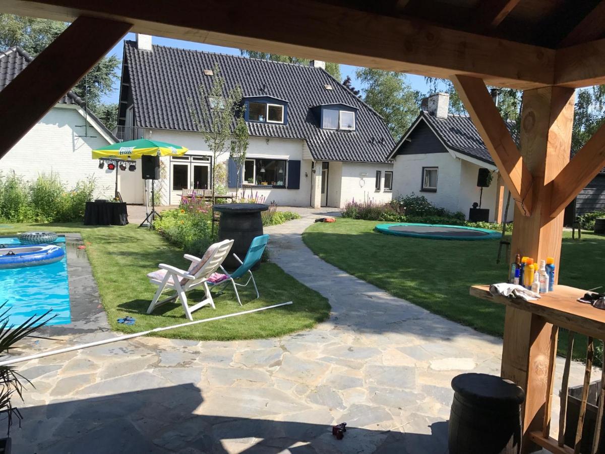 Bed & Breakfast De Zandhoef Eersel Esterno foto